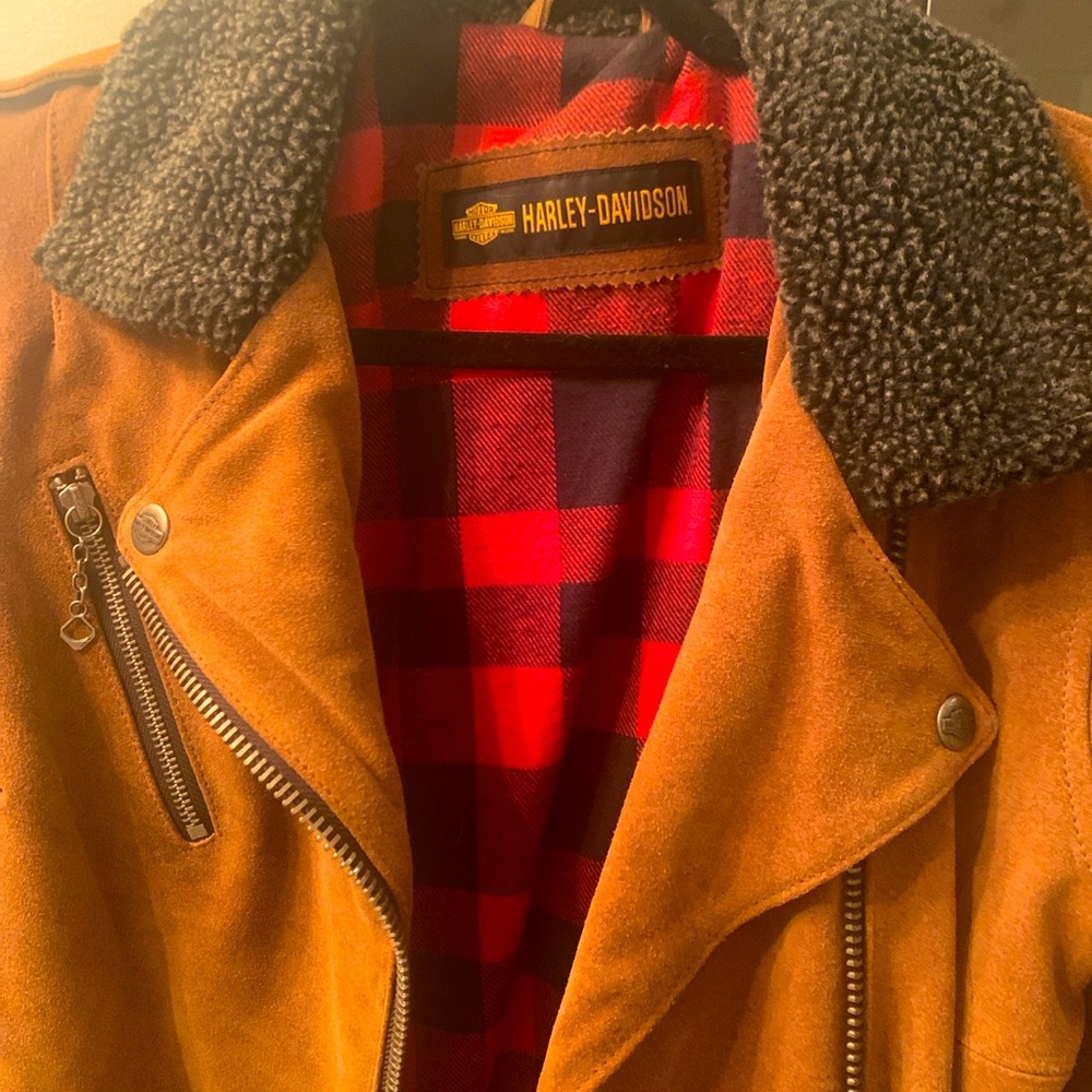 Women’s size 6 Harley Davidson suede jacket/coat